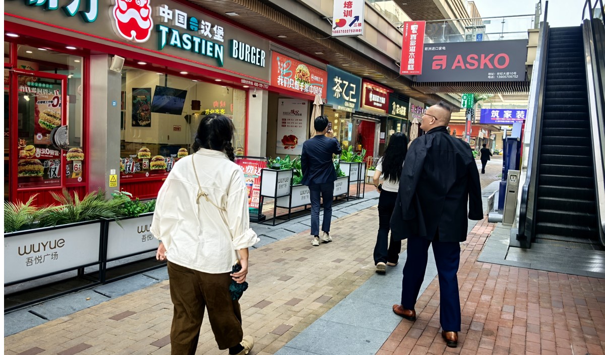 美御品牌策劃咨詢團(tuán)隊(duì)市場(chǎng)走訪：探索衢州餐飲行業(yè)新風(fēng)尚